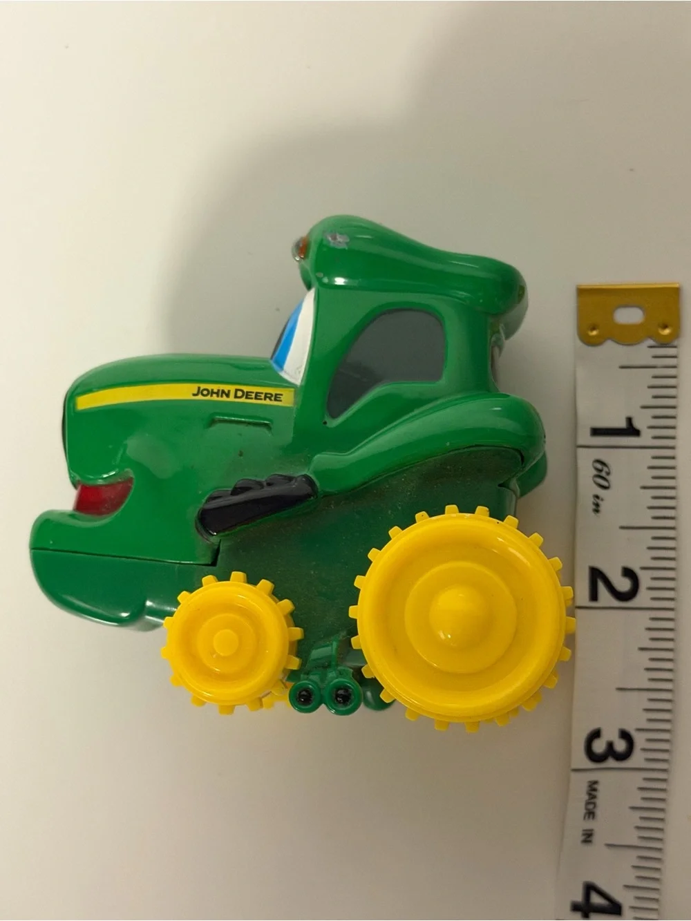 2010 ERTL John Deere Green & Yellow Johnny Tractor 3